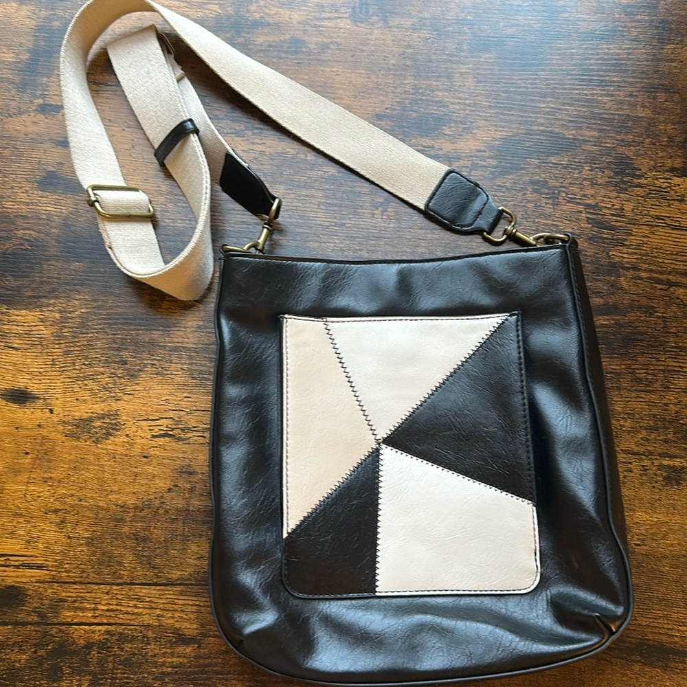 Universal Thread NWOT crossbody